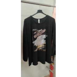 SUETER PLUTO EN OSCURO